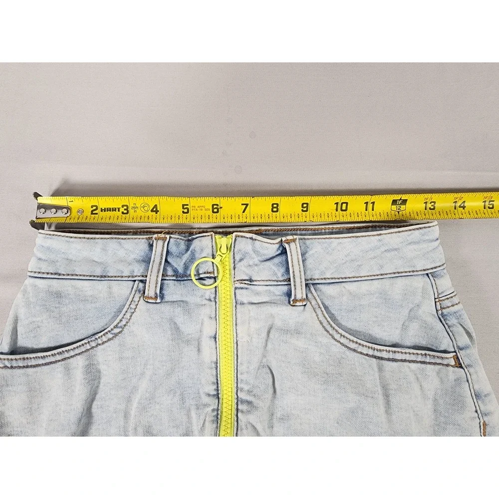Justice Girls Light Wash Denim Skirt Neon Yellow Front Zip Frayed Hem Size 14